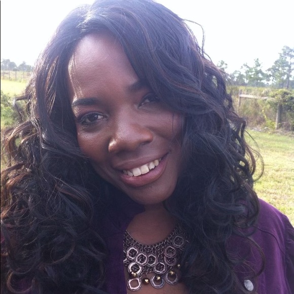 Meet your Posher, Gertrude - Picture 1 of 1